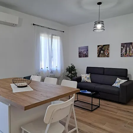 Apartment La Casetta Al Mare Di Bubi *